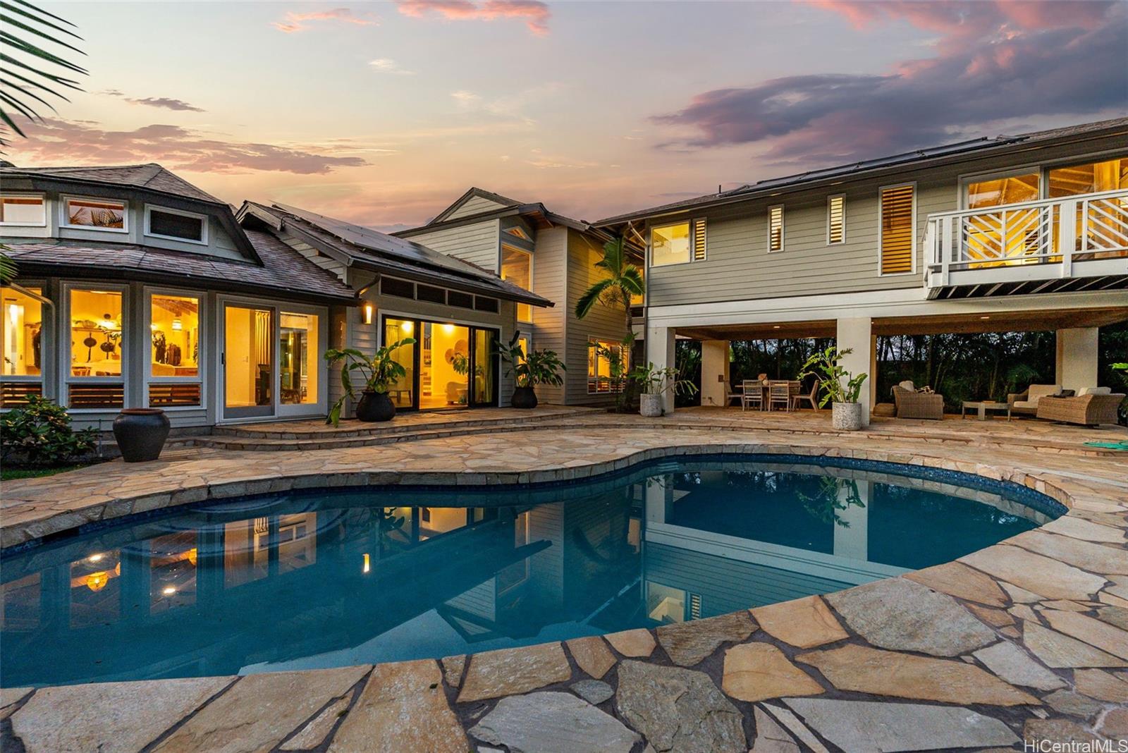 1110  Ilikala Place Kalaheo Hillside, Kailua home - photo 2 of 25