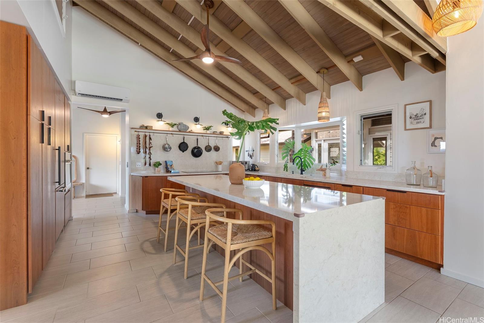 1110  Ilikala Place Kalaheo Hillside, Kailua home - photo 8 of 25