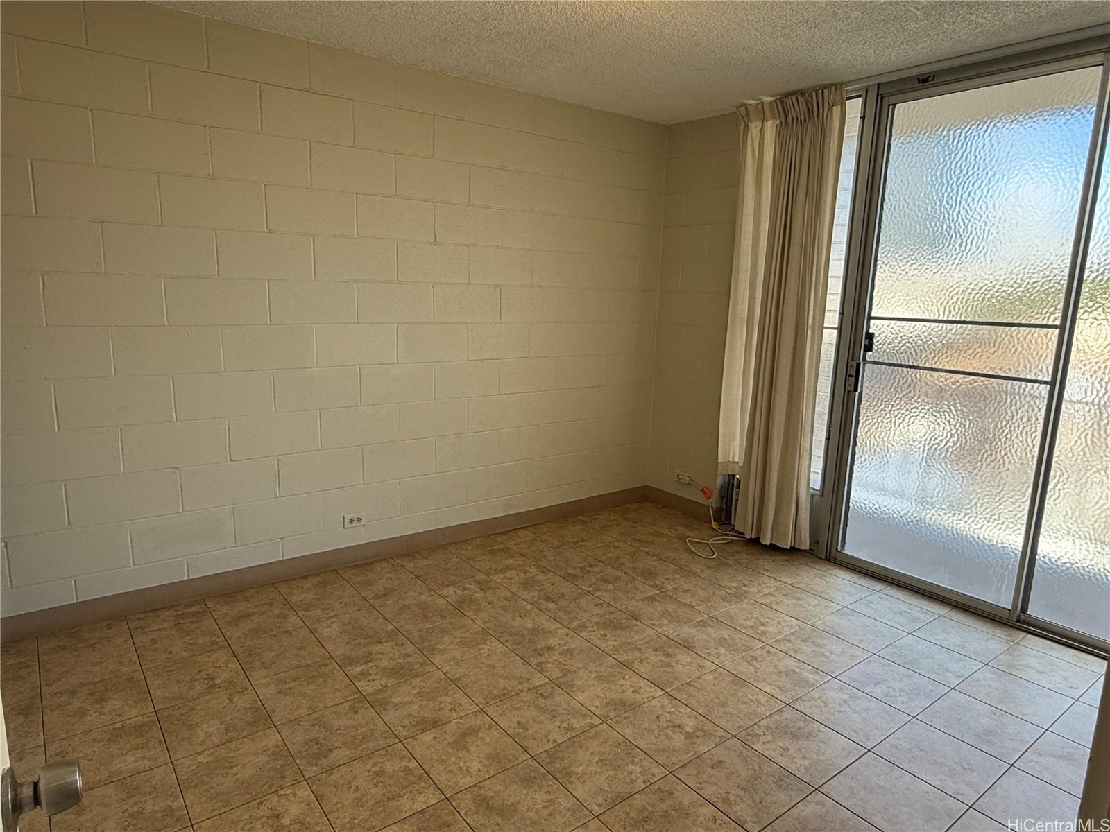 1111 Hoolai Street Honolulu - Rental - photo 4 of 13