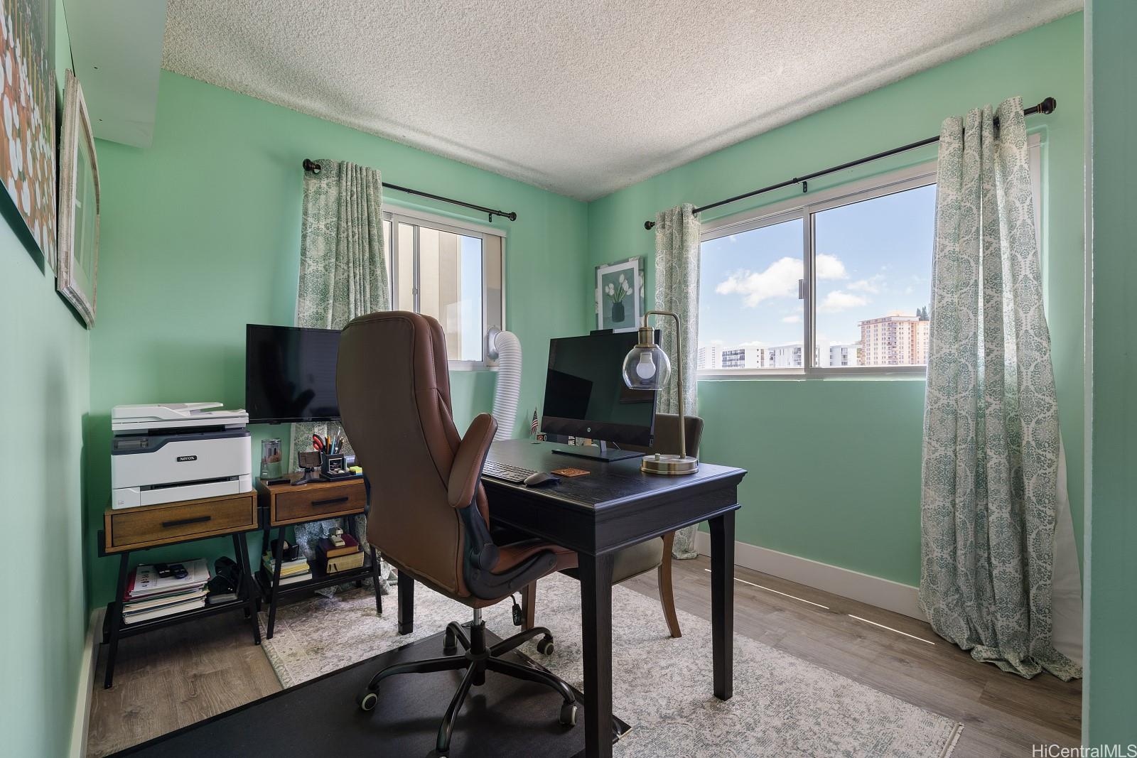 1111 Wilder condo # 14B, Honolulu, Hawaii - photo 17 of 24