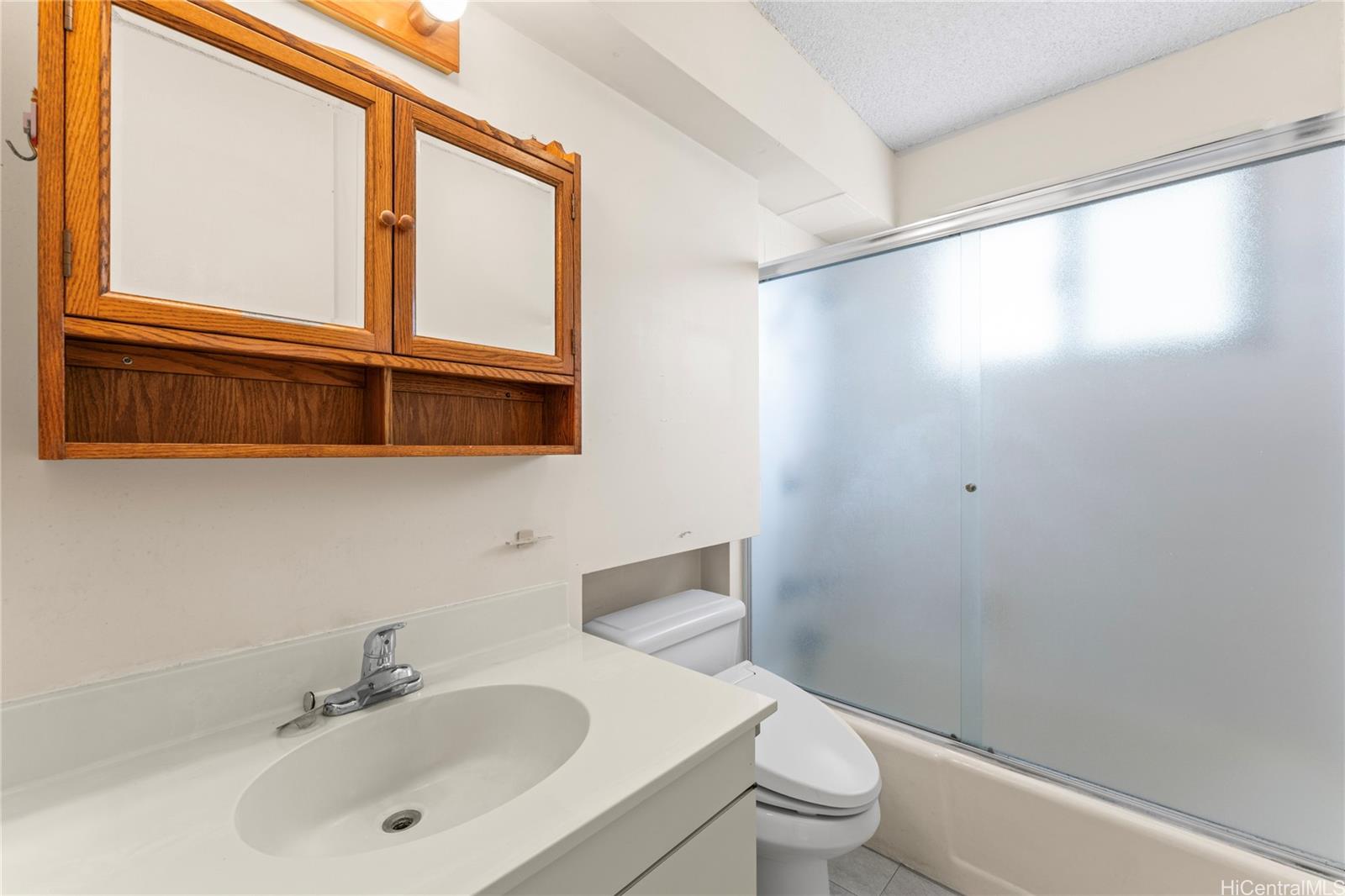 1111 Wilder condo # 9B, Honolulu, Hawaii - photo 13 of 20