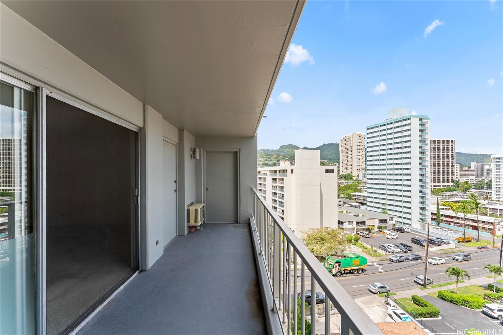 1111 Wilder condo # 9B, Honolulu, Hawaii - photo 16 of 20