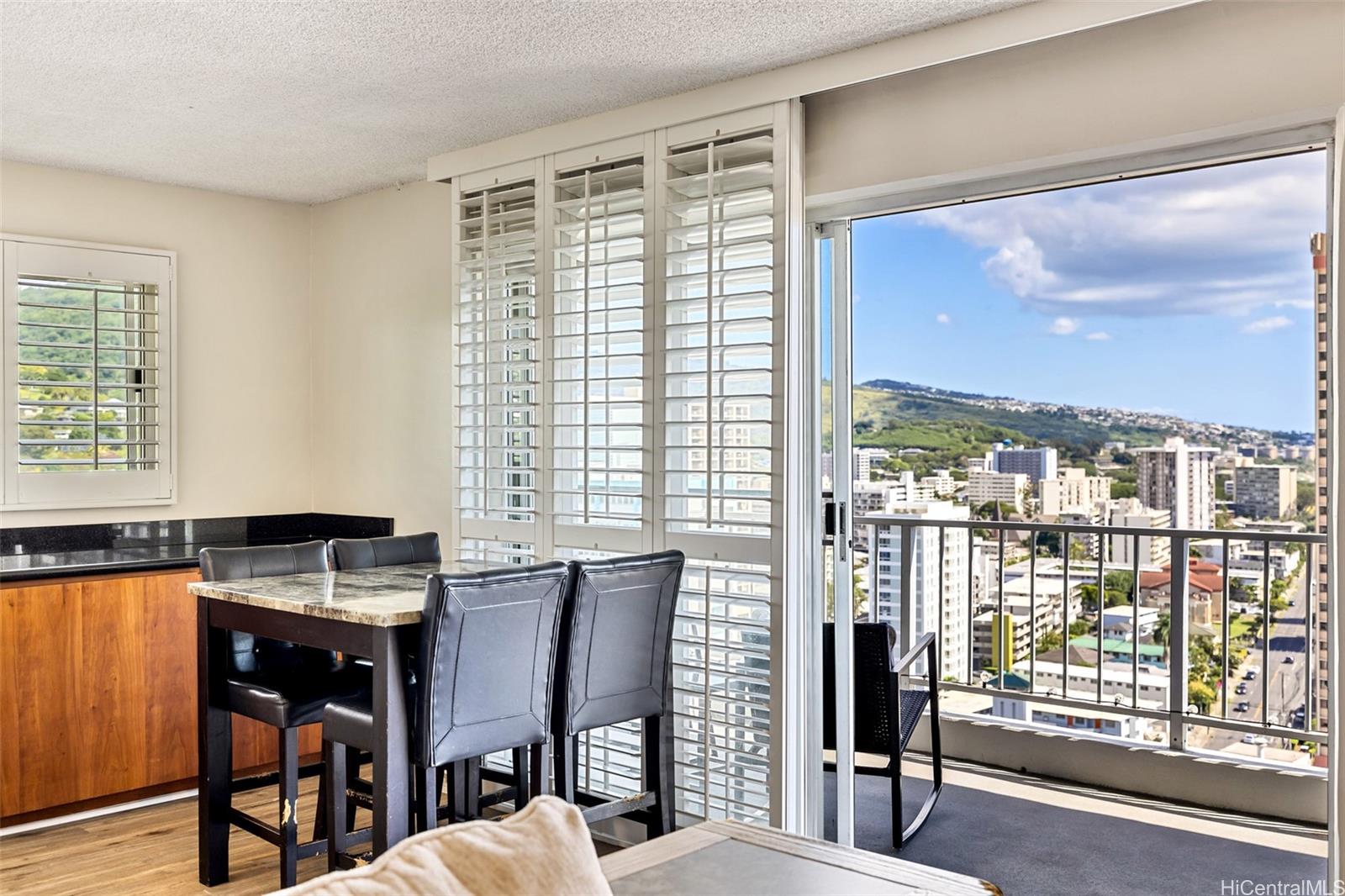 1111 Wilder condo # PHA, Honolulu, Hawaii - photo 14 of 24