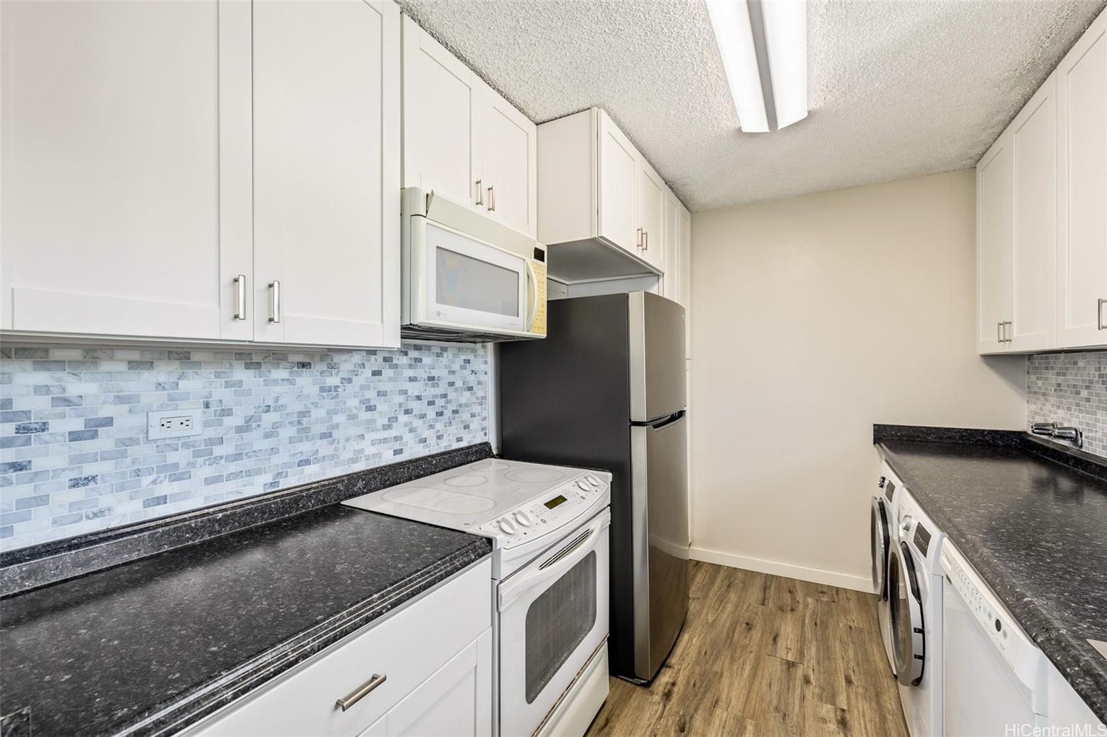 1111 Wilder condo # PHA, Honolulu, Hawaii - photo 16 of 24