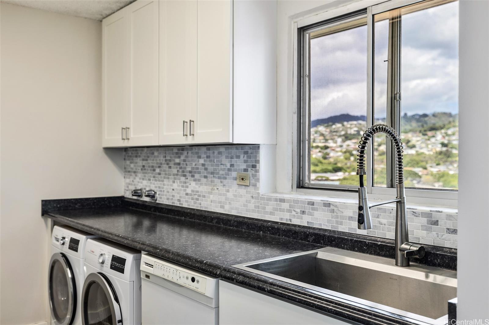 1111 Wilder condo # PHA, Honolulu, Hawaii - photo 17 of 24