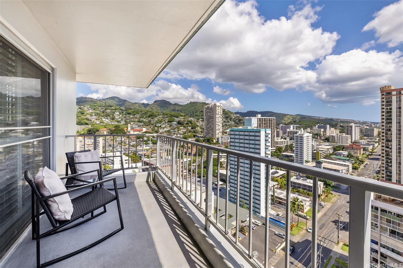 1111 Wilder condo # PHA, Honolulu, Hawaii - photo 22 of 24