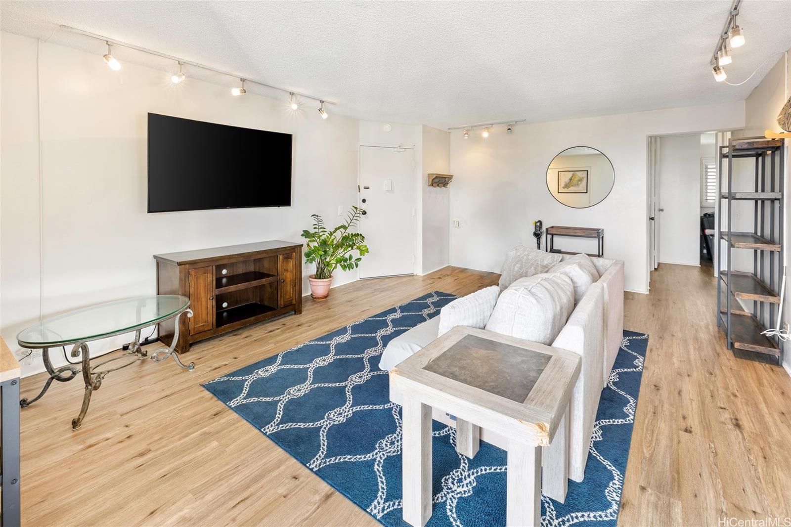 1111 Wilder condo # PHA, Honolulu, Hawaii - photo 9 of 24