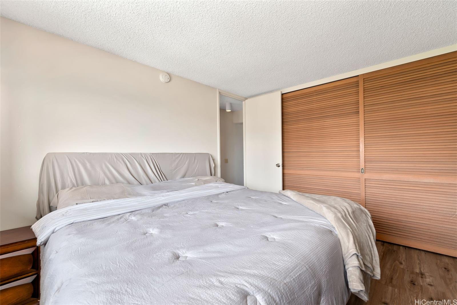 1111 Wilder condo # PHA, Honolulu, Hawaii - photo 11 of 16