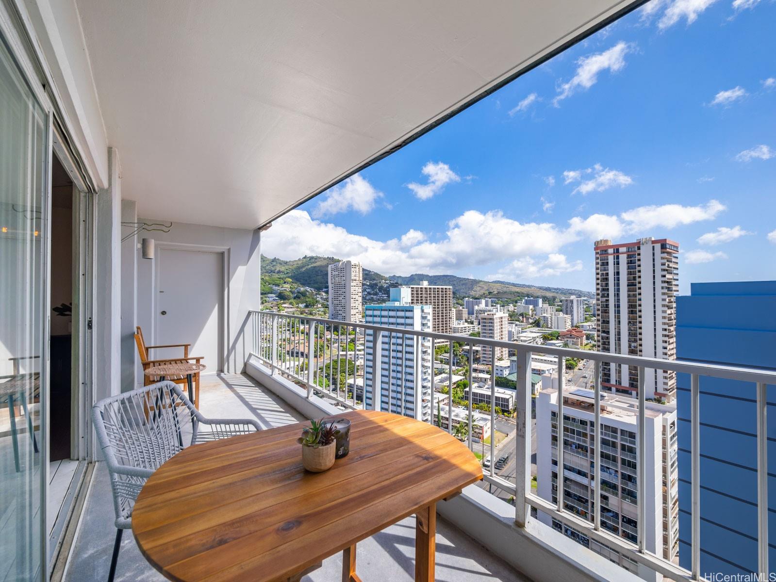 1111 Wilder condo # PH-B, Honolulu, Hawaii - photo 15 of 25