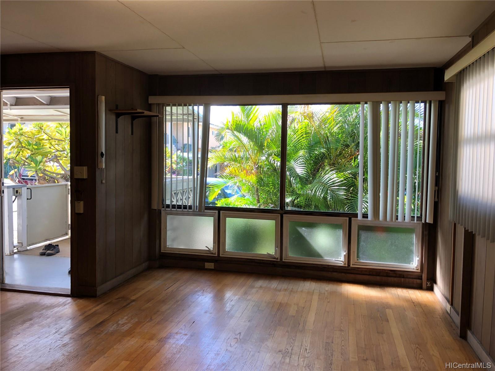 1112 Gulick Ave , Honolulu, Hi 96819 Kalihilower
