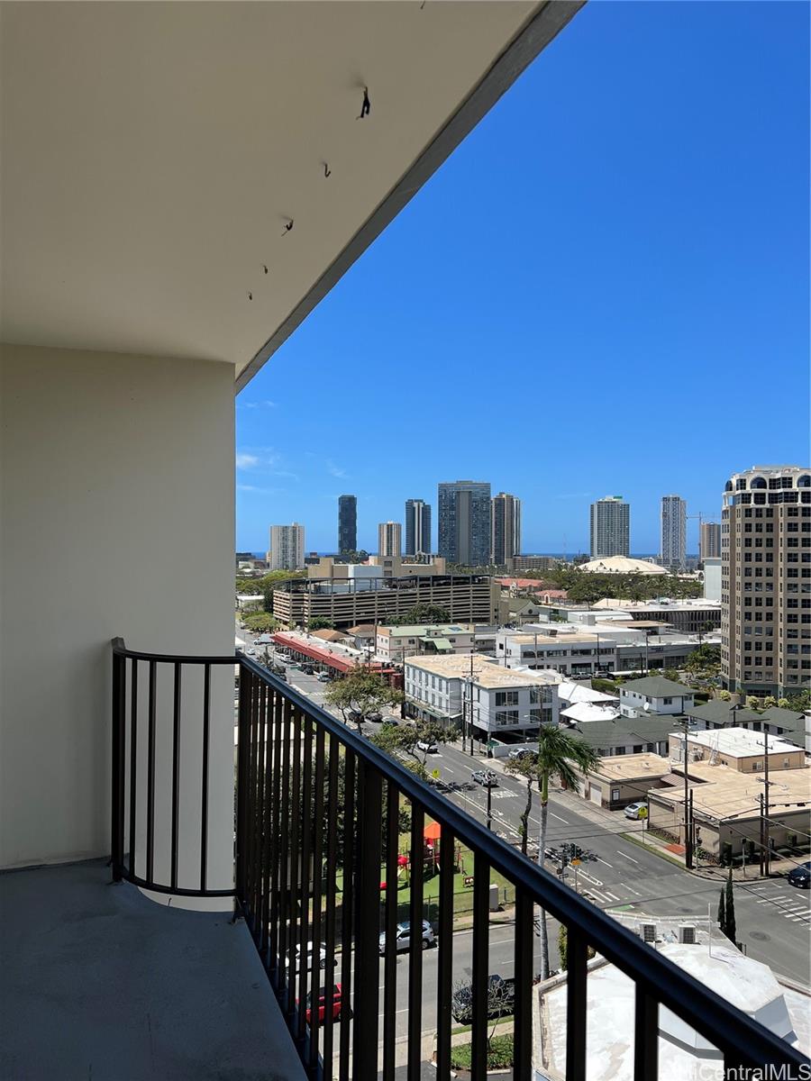 1112 Kinau St Honolulu - Rental - photo 10 of 10