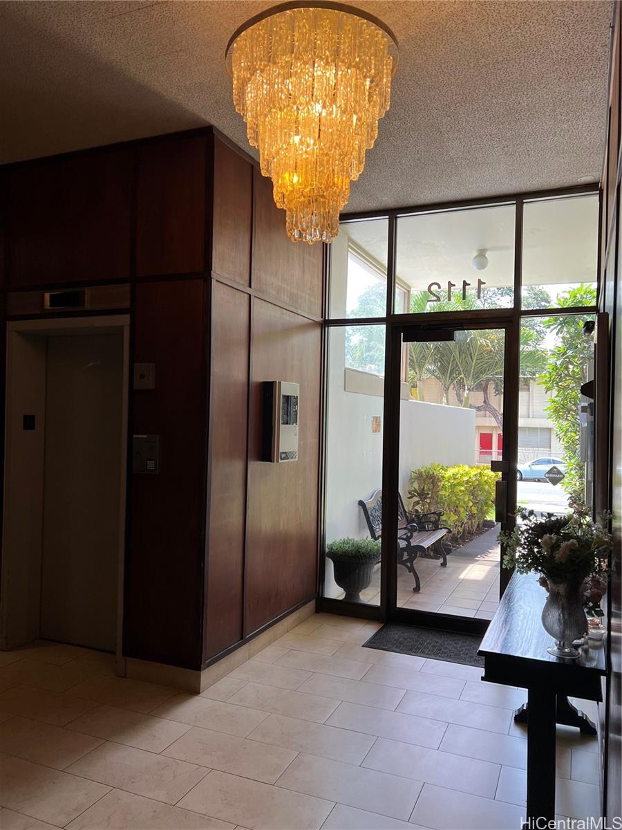 1112 Kinau Street Honolulu - Rental - photo 2 of 10