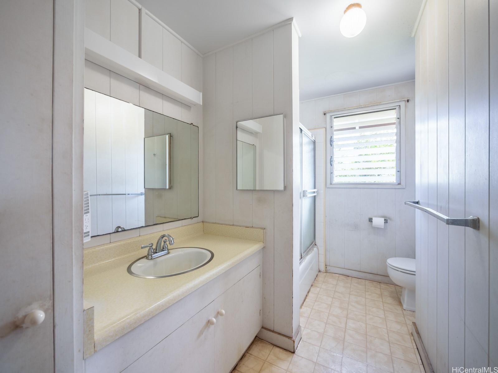 1114  8th Ave Kaimuki, Diamond Head home - photo 17 of 24
