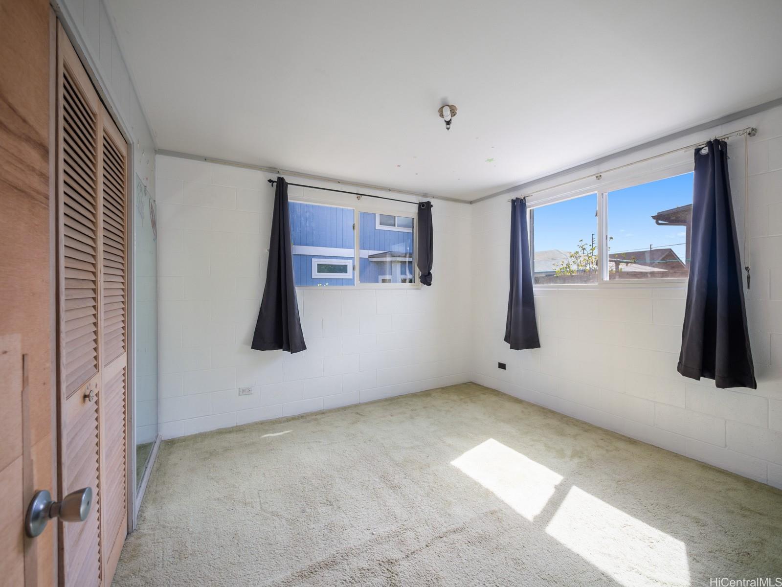 1114  8th Ave Kaimuki, Diamond Head home - photo 21 of 24
