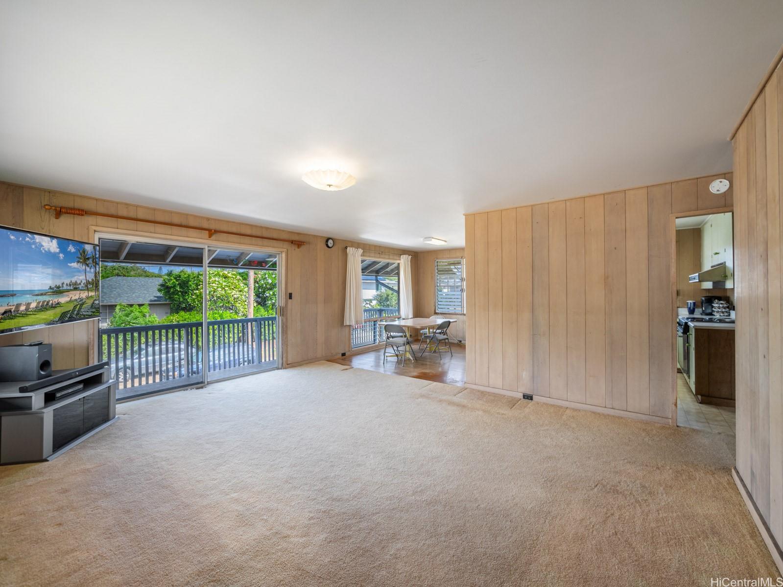 1114  8th Ave Kaimuki, Diamond Head home - photo 6 of 24