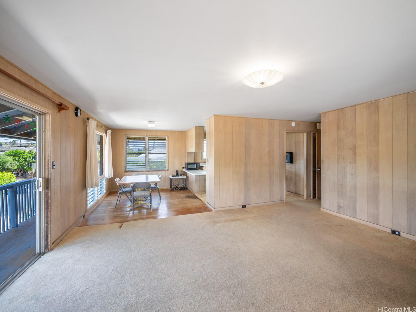 1114  8th Ave Kaimuki, Diamond Head home - photo 8 of 24