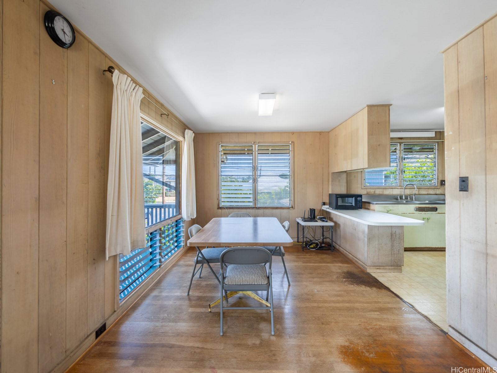 1114  8th Ave Kaimuki, Diamond Head home - photo 9 of 24