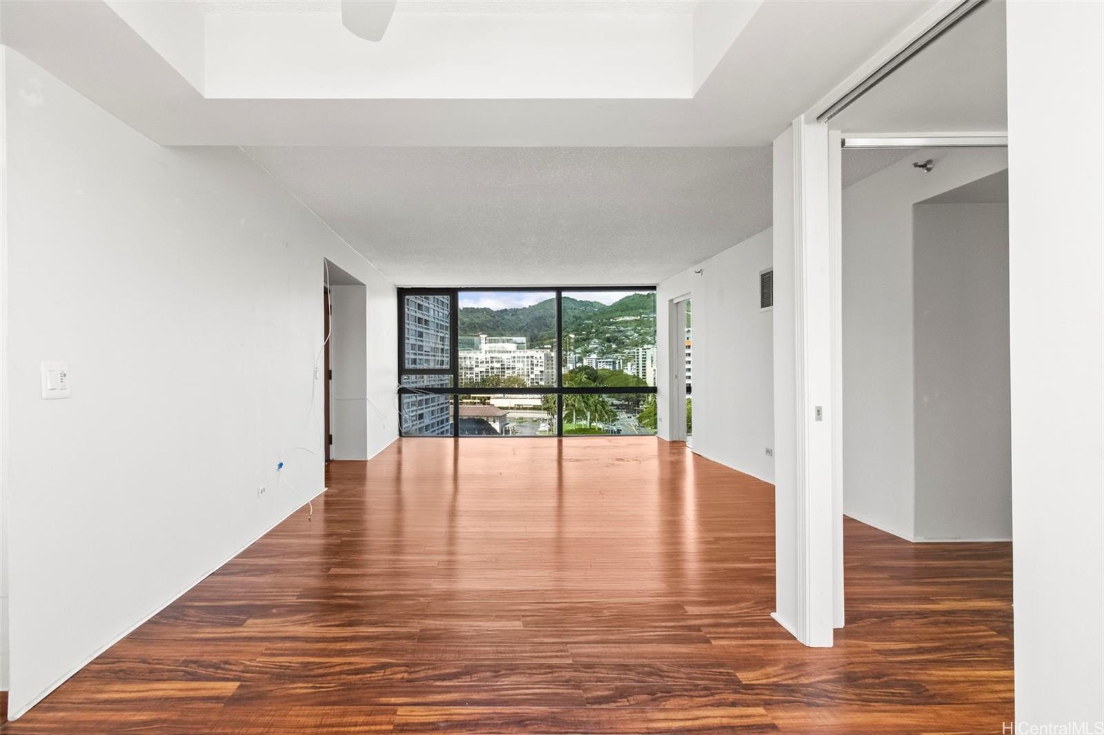 Punahou Regency condo # 14A, Honolulu, Hawaii - photo 2 of 19