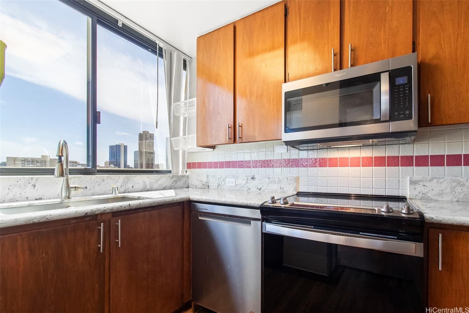 Punahou Regency condo # 14A, Honolulu, Hawaii - photo 4 of 19