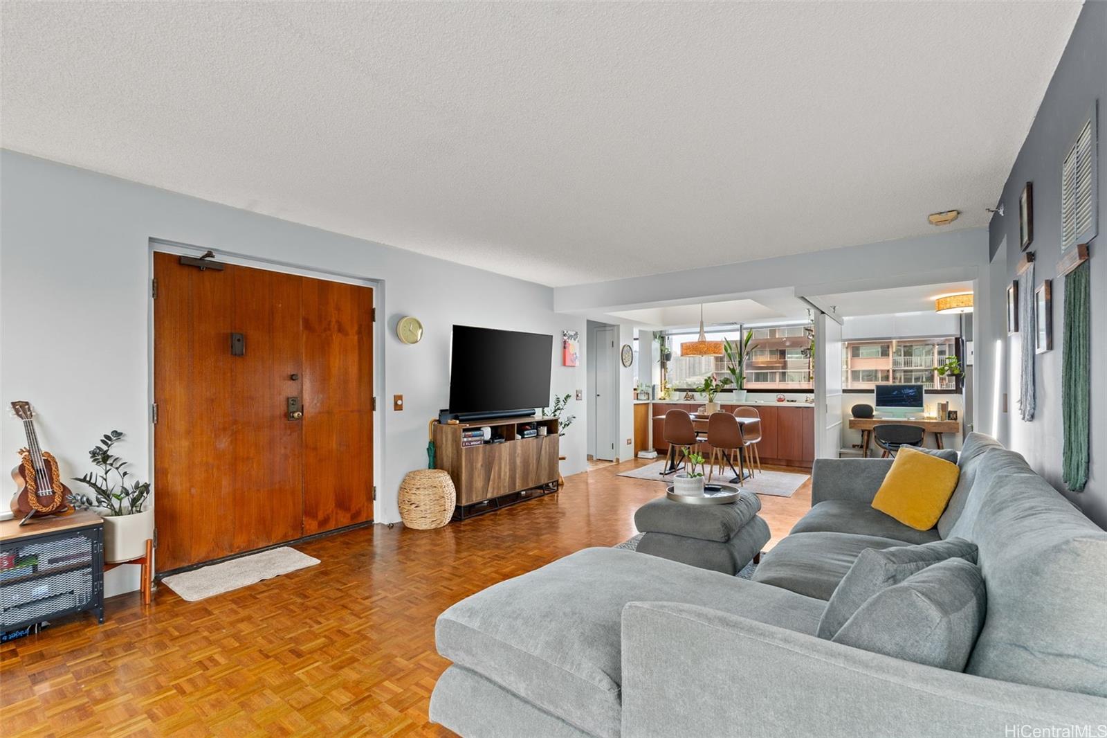 Punahou Regency condo # 4B, Honolulu, Hawaii - photo 2 of 20