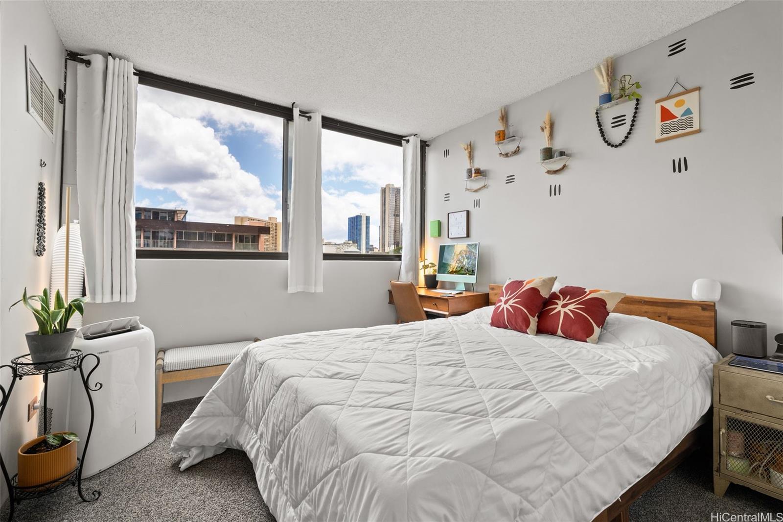 Punahou Regency condo # 4B, Honolulu, Hawaii - photo 17 of 20