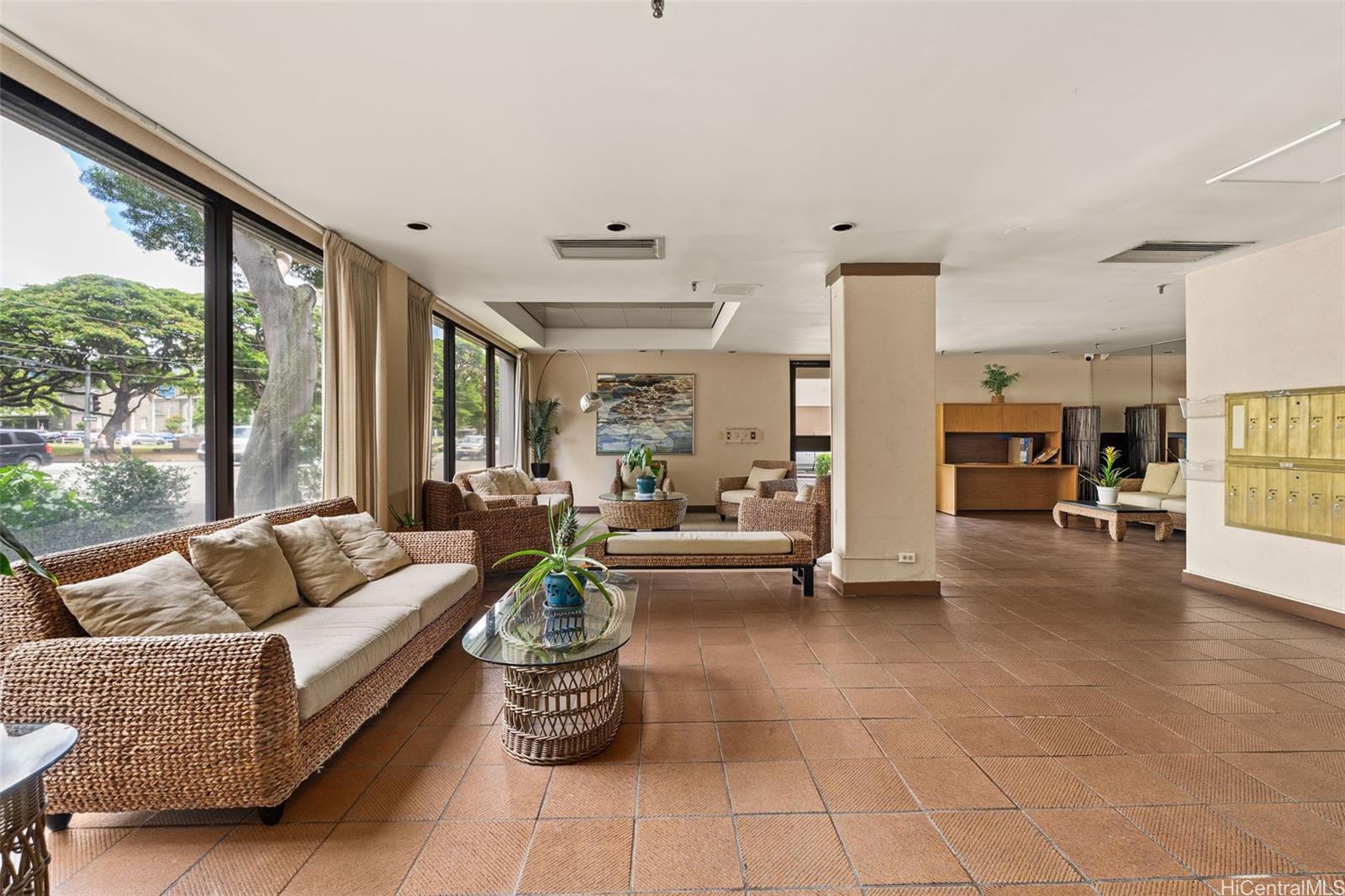 Punahou Regency condo # 4B, Honolulu, Hawaii - photo 19 of 20