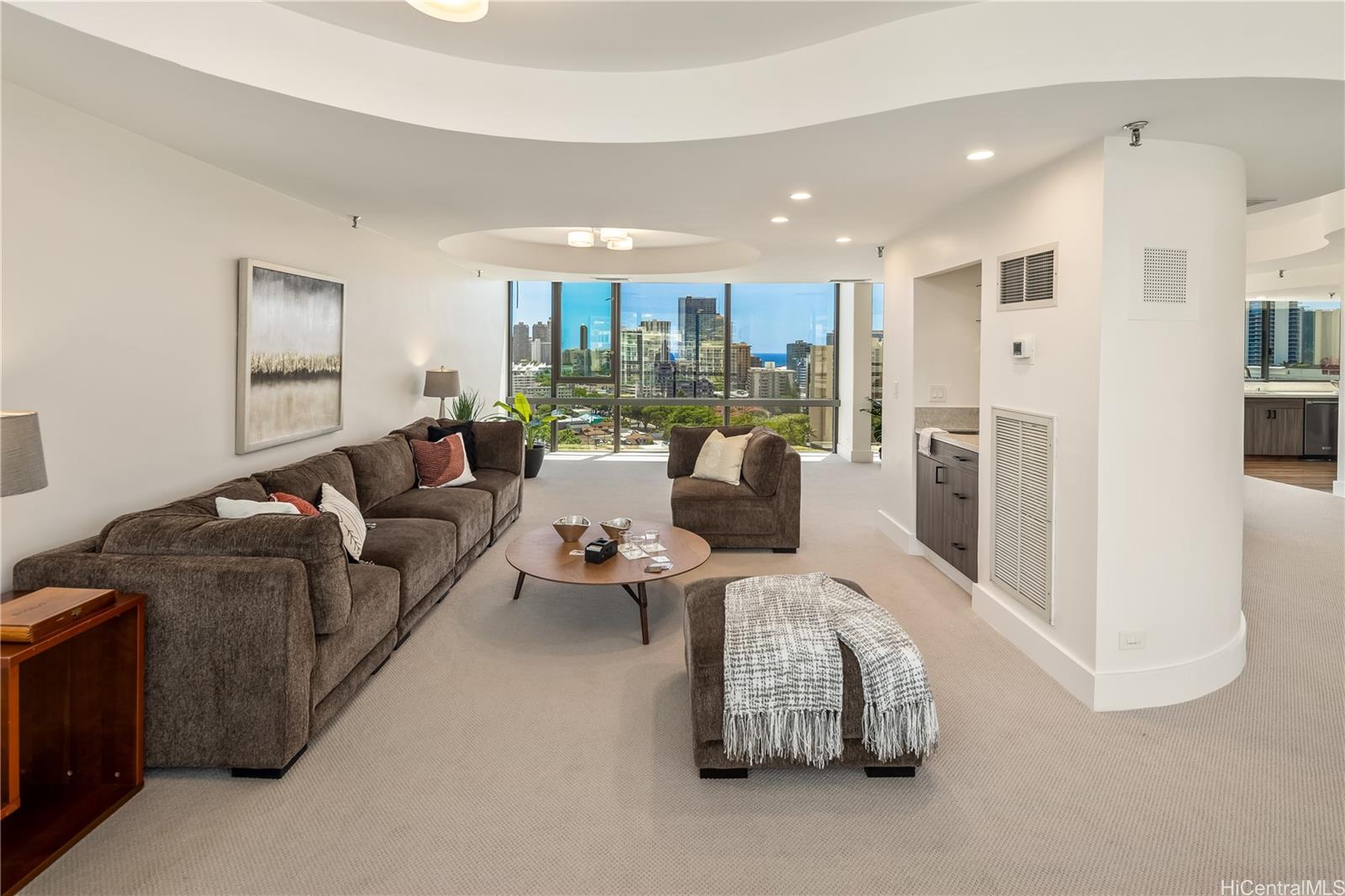 Punahou Regency condo # PH3, Honolulu, Hawaii - photo 2 of 25