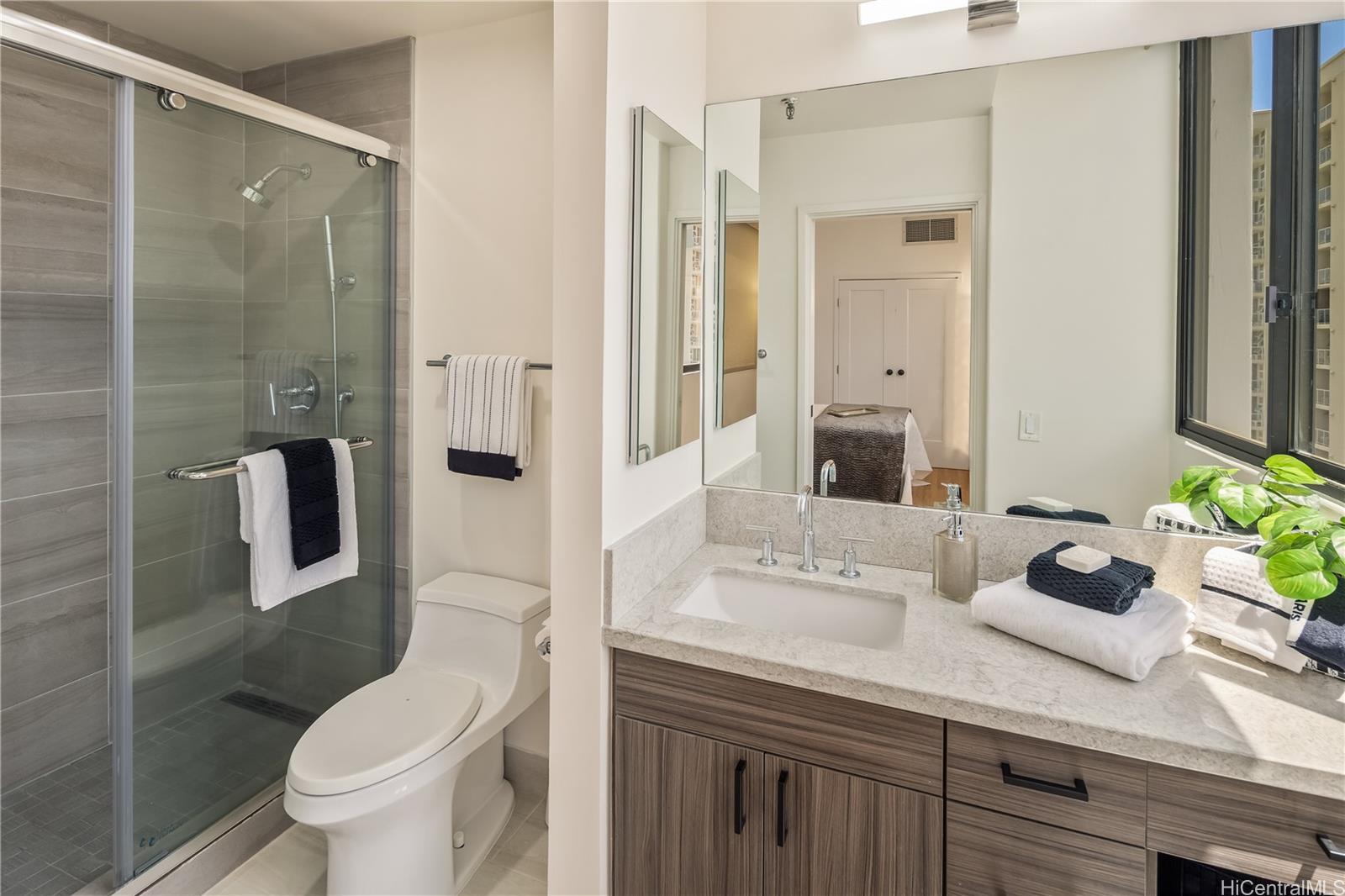 Punahou Regency condo # PH3, Honolulu, Hawaii - photo 19 of 25