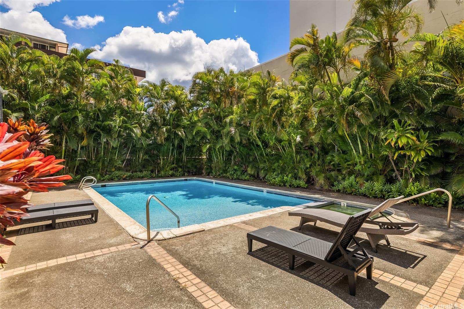 Punahou Regency condo # PH3, Honolulu, Hawaii - photo 22 of 25