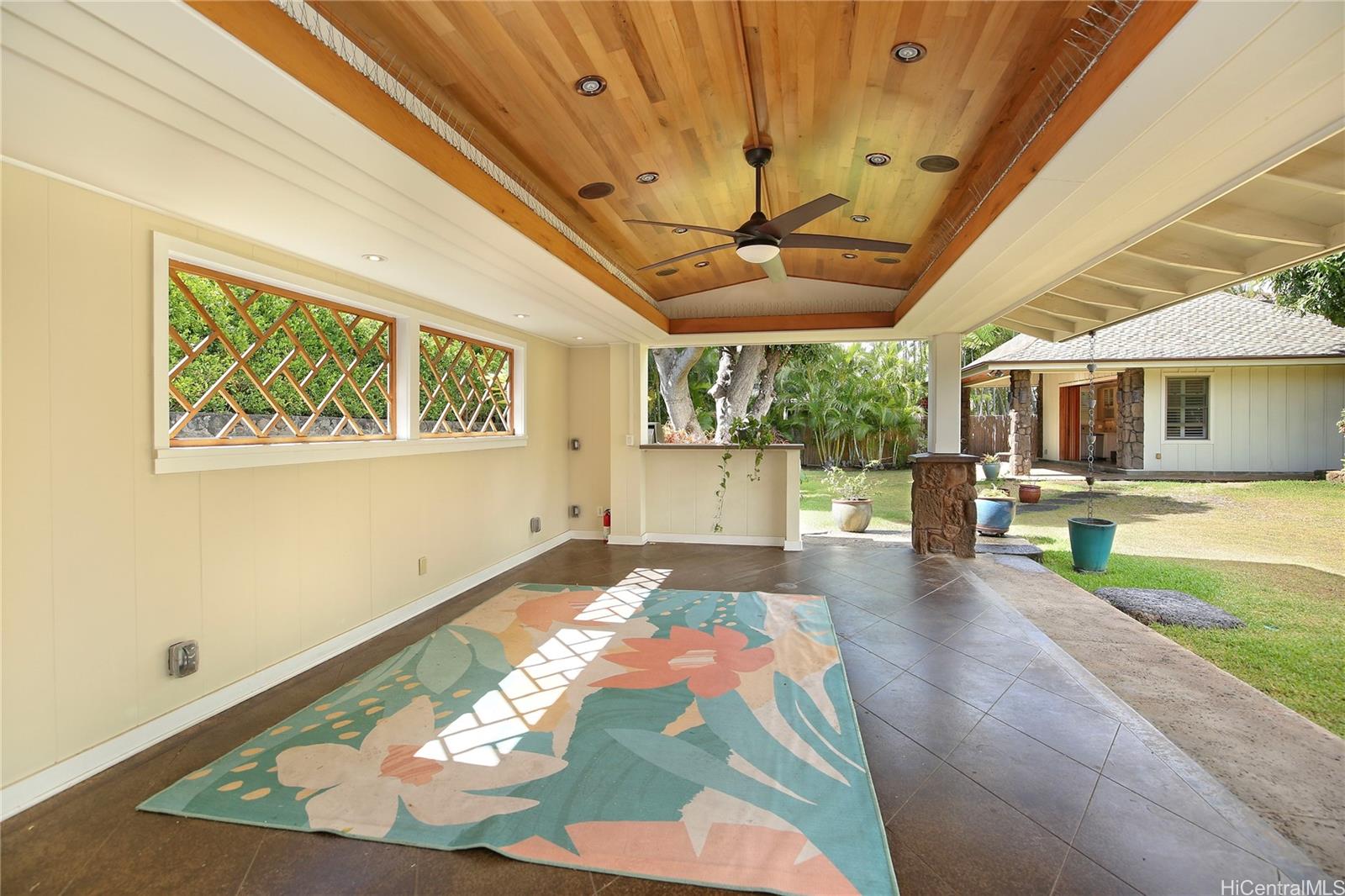 1116  Kealaolu Ave Kahala Area, Diamond Head home - photo 14 of 25