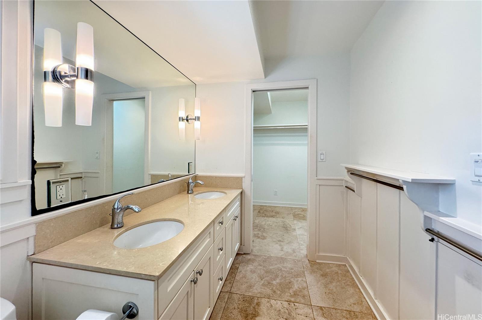 1116  Kealaolu Ave Kahala Area, Diamond Head home - photo 8 of 25