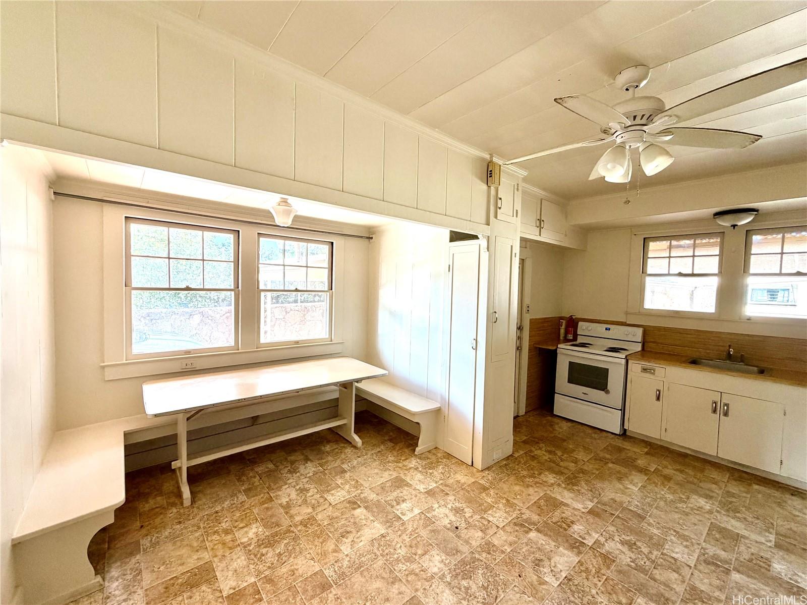 1118 15th Ave Honolulu - Multi-family - photo 4 of 20