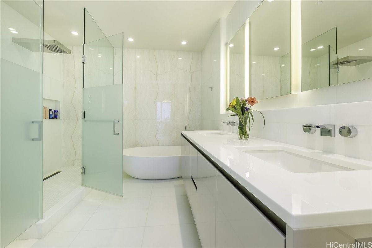 Waiea - 1118 Ala Moana condo # 1002, Honolulu, Hawaii - photo 14 of 25