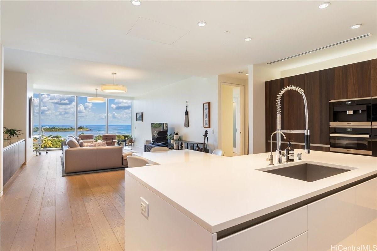 Waiea - 1118 Ala Moana condo # 1002, Honolulu, Hawaii - photo 3 of 25