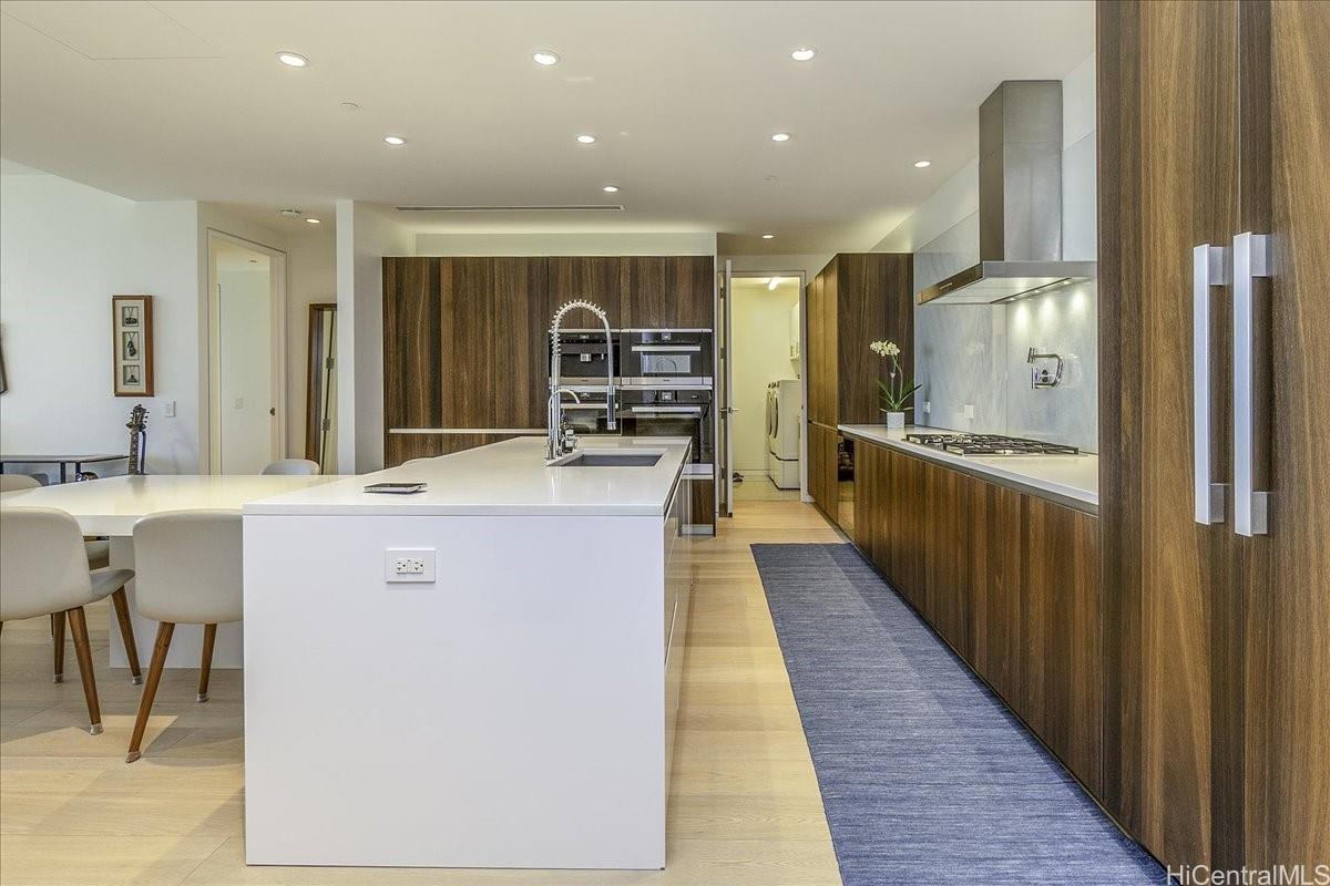 Waiea - 1118 Ala Moana condo # 1002, Honolulu, Hawaii - photo 9 of 25