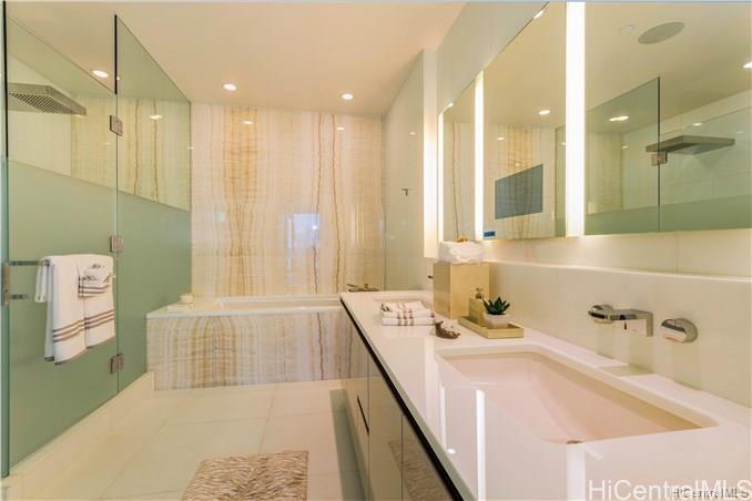 1118 Ala Moana Blvd Honolulu - Rental - photo 18 of 20