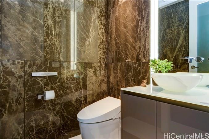 1118 Ala Moana Blvd Honolulu - Rental - photo 4 of 20