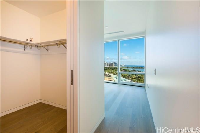 1118 Ala Moana Blvd Honolulu - Rental - photo 3 of 20