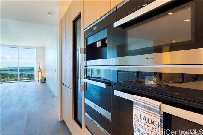 1118 Ala Moana Blvd Honolulu - Rental - photo 9 of 20