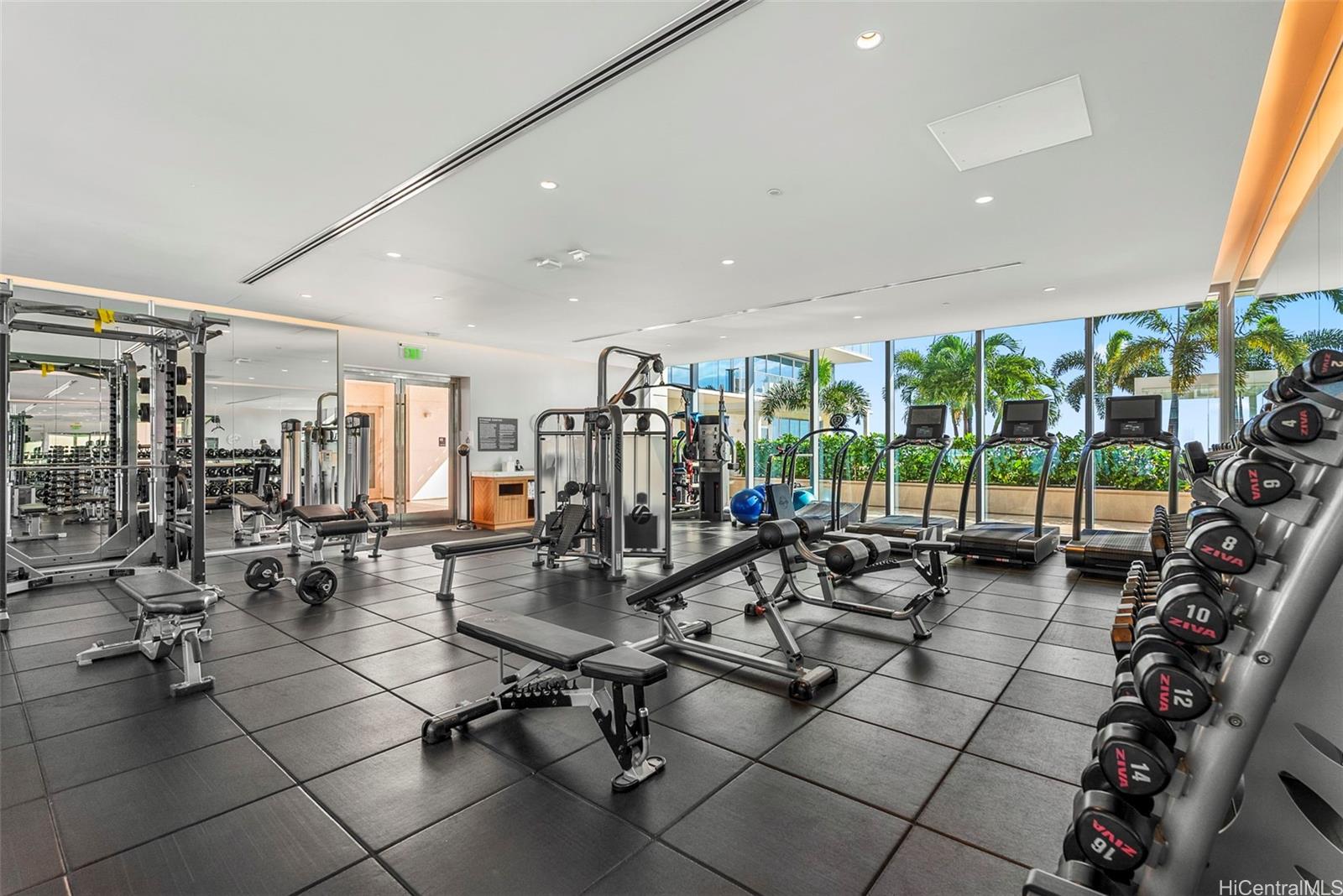 Waiea - 1118 Ala Moana condo # 1505, Honolulu, Hawaii - photo 23 of 25