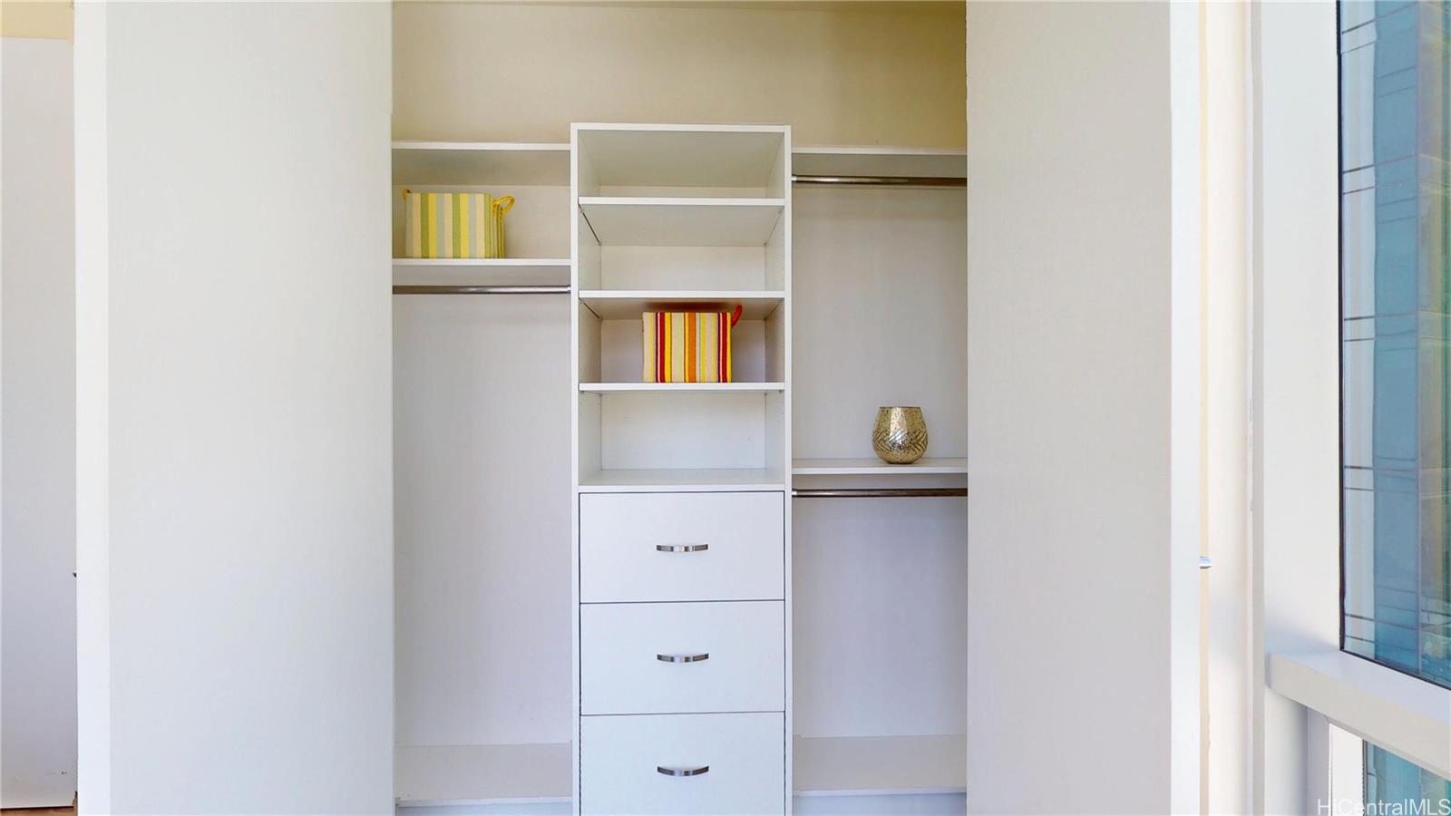 Waiea - 1118 Ala Moana condo # 1606, Honolulu, Hawaii - photo 12 of 25