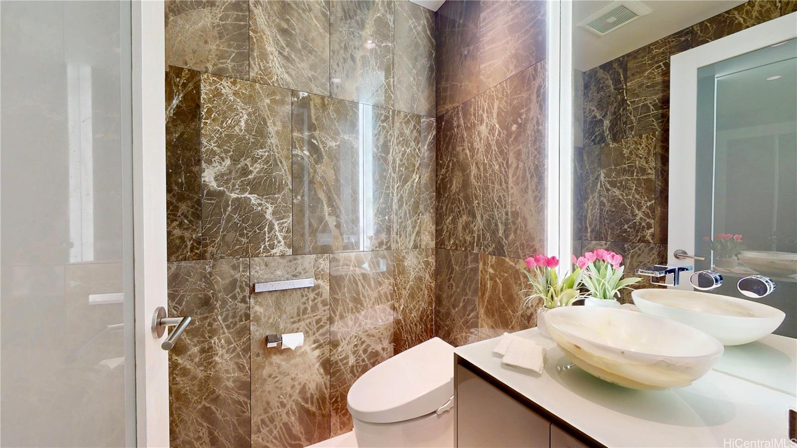 Waiea - 1118 Ala Moana condo # 1606, Honolulu, Hawaii - photo 15 of 25