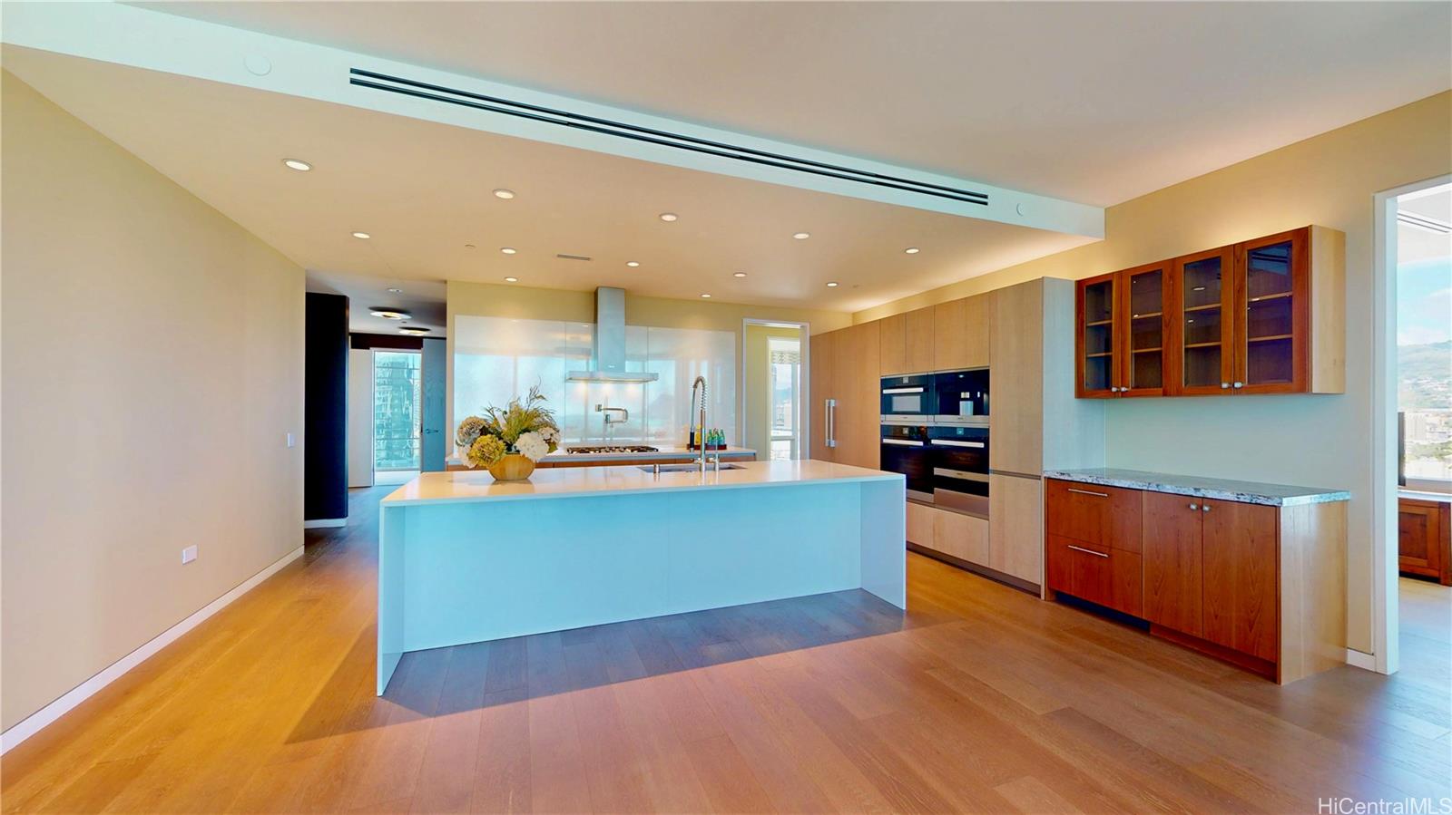 Waiea - 1118 Ala Moana condo # 1606, Honolulu, Hawaii - photo 7 of 25