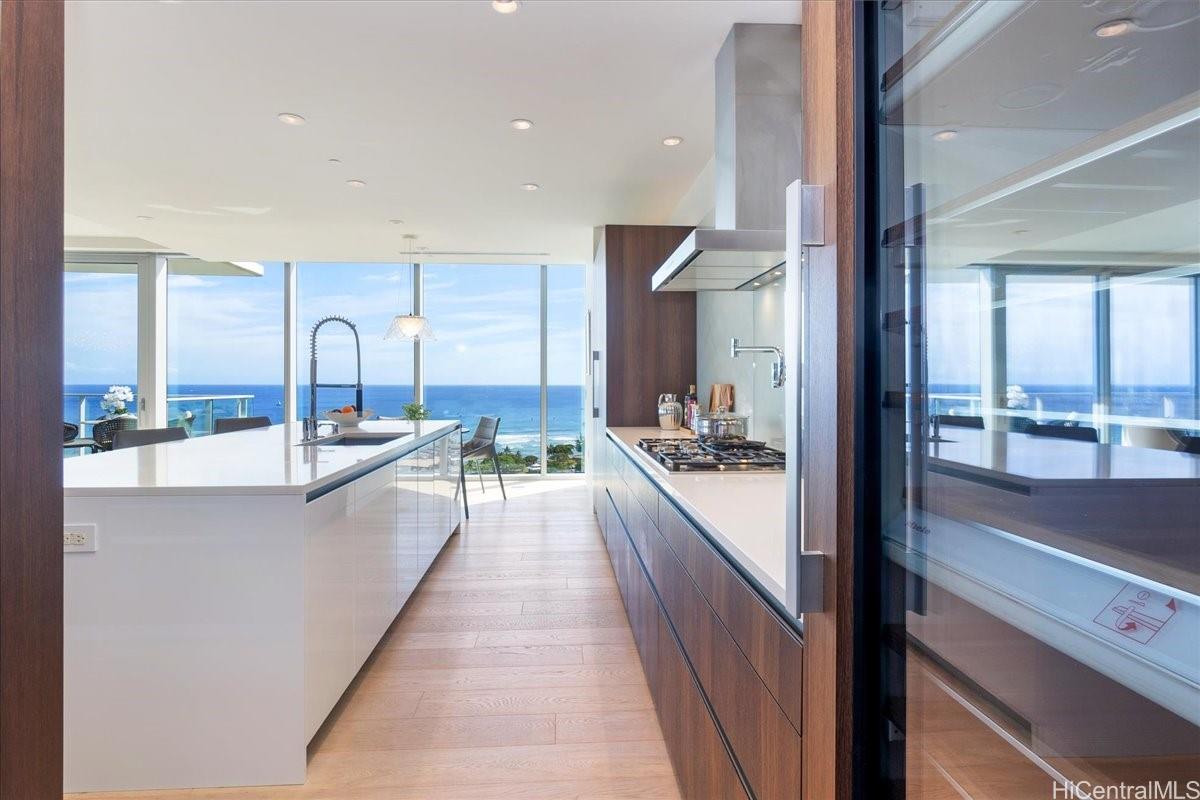 Waiea - 1118 Ala Moana condo # 2000, Honolulu, Hawaii - photo 9 of 25