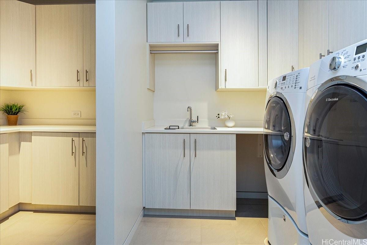 Waiea - 1118 Ala Moana condo # 2000/2002, Honolulu, Hawaii - photo 23 of 25