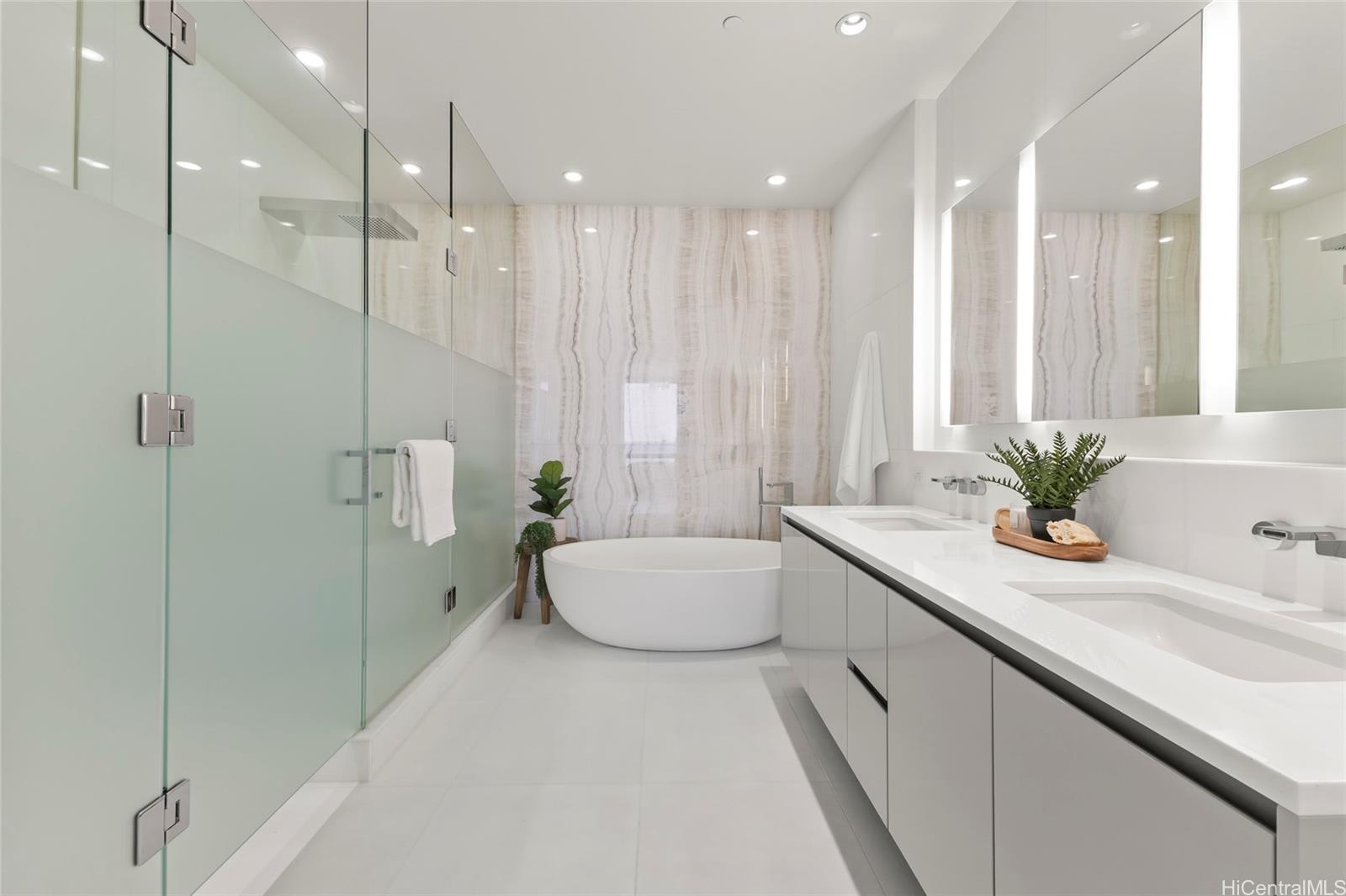 Waiea - 1118 Ala Moana condo # 2006, Honolulu, Hawaii - photo 12 of 25