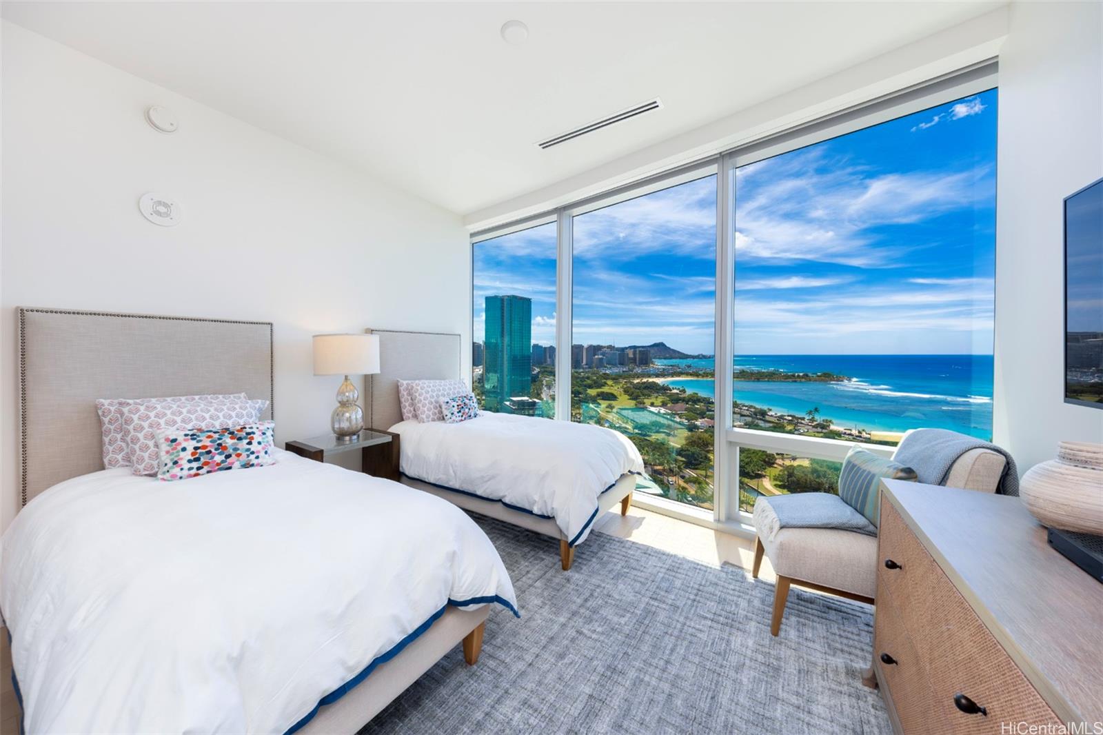 1118 Ala Moana Blvd Honolulu - Rental - photo 16 of 25