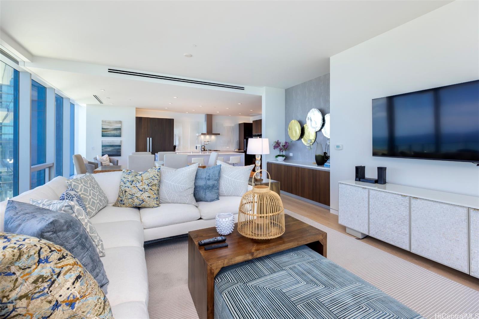 1118 Ala Moana Blvd Honolulu - Rental - photo 10 of 25