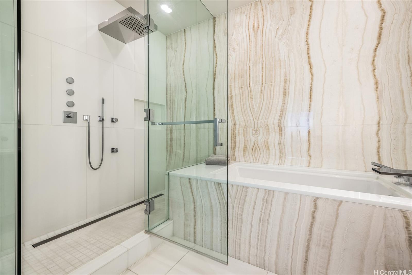 Waiea - 1118 Ala Moana condo # 2306, Honolulu, Hawaii - photo 14 of 25