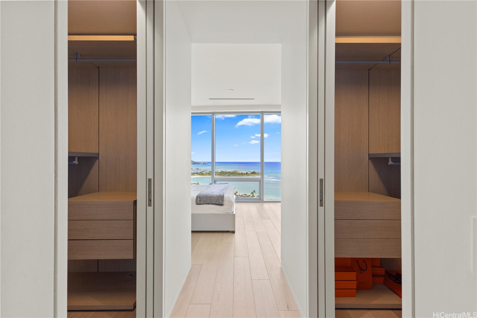 Waiea - 1118 Ala Moana condo # 2502, Honolulu, Hawaii - photo 16 of 25